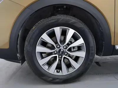 Kia KX7
