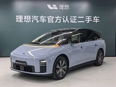 Li Auto 理想i8