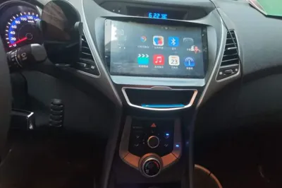 Hyundai Elantra (5th Generation