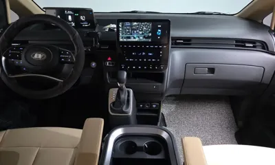 Hyundai Staria