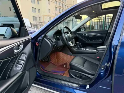 Infiniti Q50L