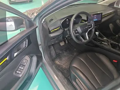 Roewe i5