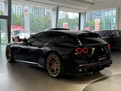 Ferrari GTC4Lusso