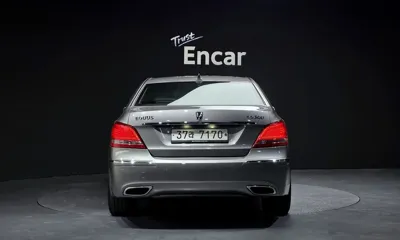 Hyundai Equus