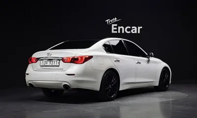 Infiniti Q50