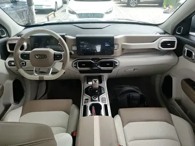 Geely ICON