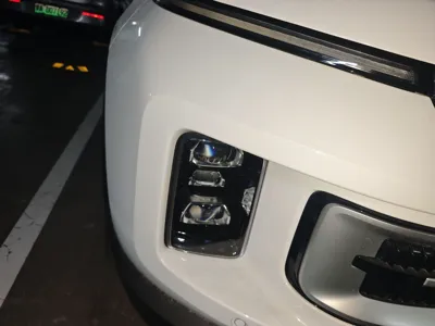 Geely ICON