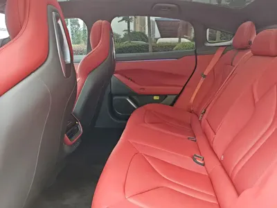 Xpeng P7