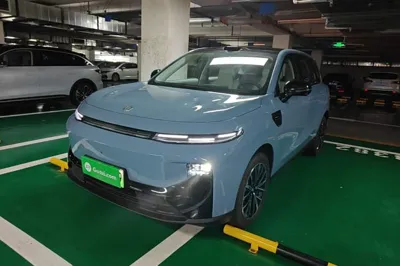 Leapmotor B10
