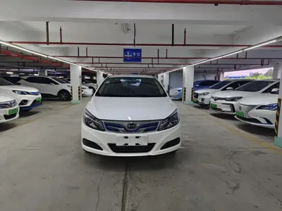 BYD e5