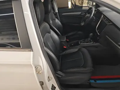 Roewe RX3
