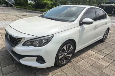 Peugeot 408