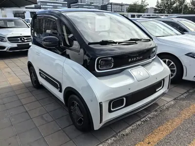 Baojun E300