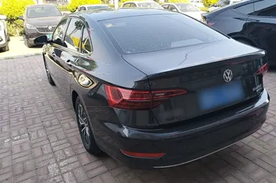 Volkswagen Sagitar