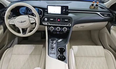 Genesis G70