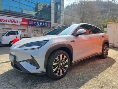 BYD Sealion 7