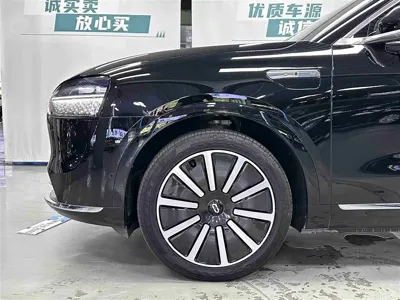 AITO 问界 AITO M9