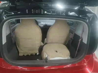 Baojun E300
