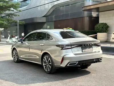 Chery Arrizo 8