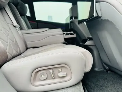 Nio ET7