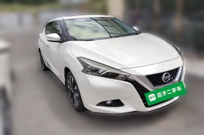 Nissan Lannia