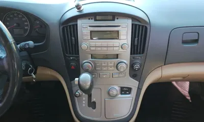 Hyundai Starex