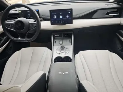 BYD 海豹06