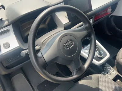 BYD e1