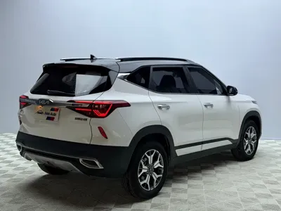 Kia KX3