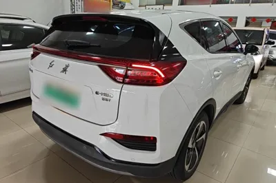 Hongqi E-HS3
