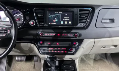 Kia Canival