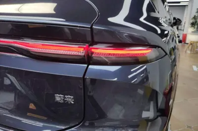 Nio EC6