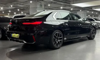BMW 7-Series