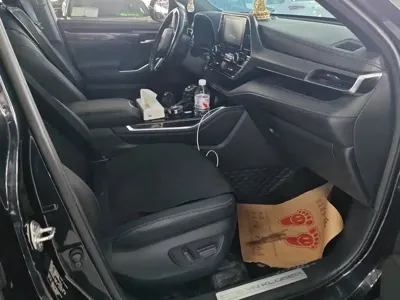Toyota Crown Kluger