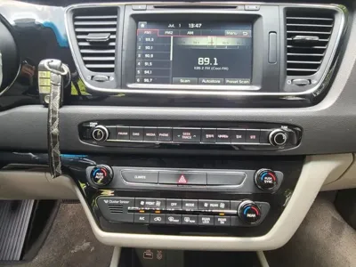 Kia Canival