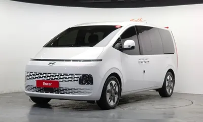 Hyundai Staria