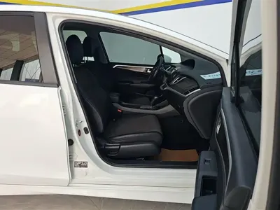 Honda Jade