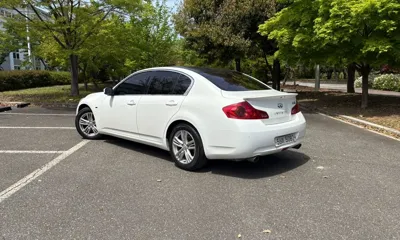 Infiniti G