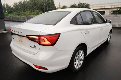 Roewe i5