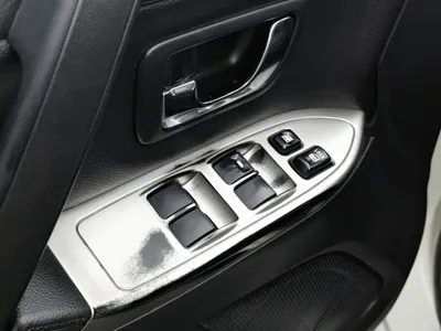 Mitsubishi Pajero (Import)