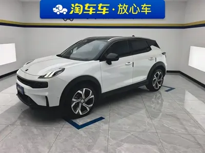 Lynk & Co 06