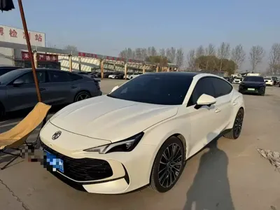 MG MG7
