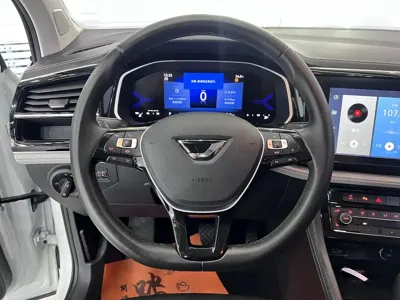 Jetta VS5