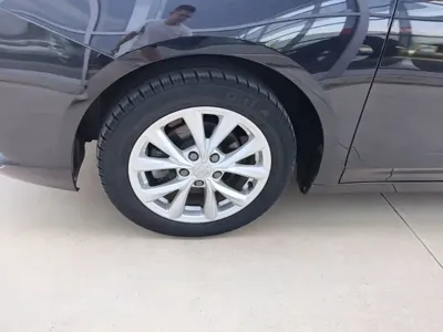 Roewe i5