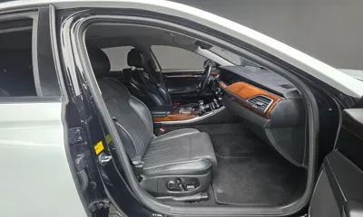 Genesis EQ900