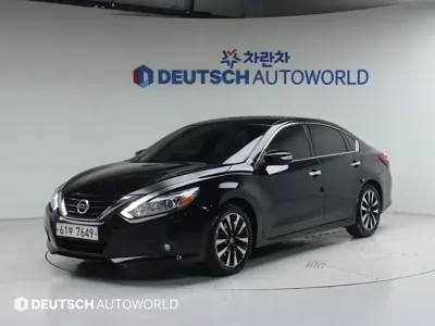 Nissan Altima