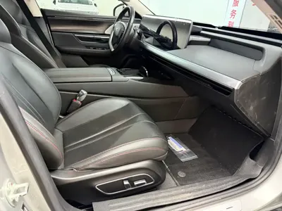 Xpeng P7
