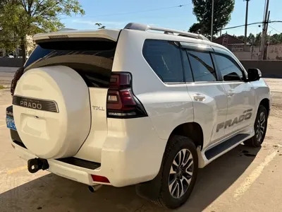 Toyota Prado (Import)