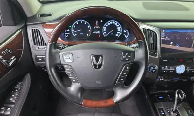 Hyundai Equus