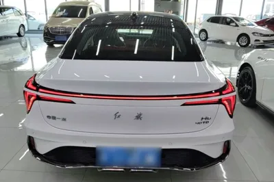 Hongqi H6